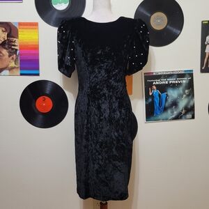 After Dark | 80s Vintage Velvet Cocktail Dress